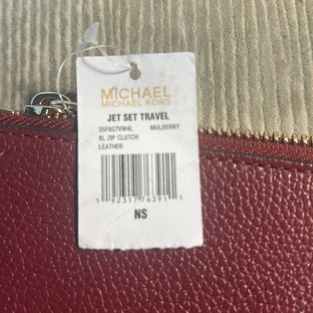 Michael Kors Jet Set Travel zip clutch leather burgundy minimalist designer - Picture 7 of 7